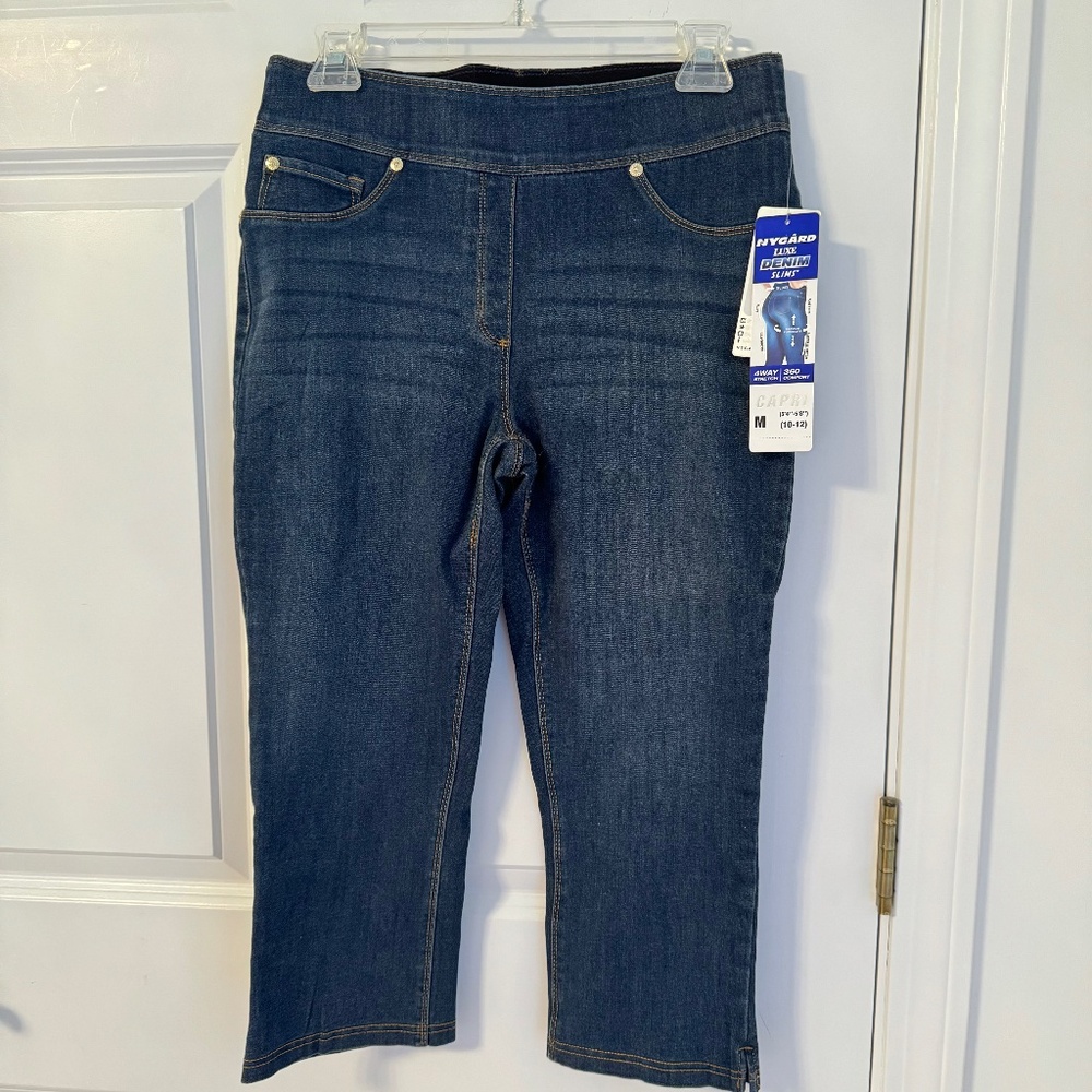NWT Nygard Capri Jeans